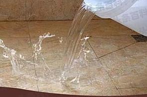 普兰漏水维修 免砸砖防水材料该如何施工